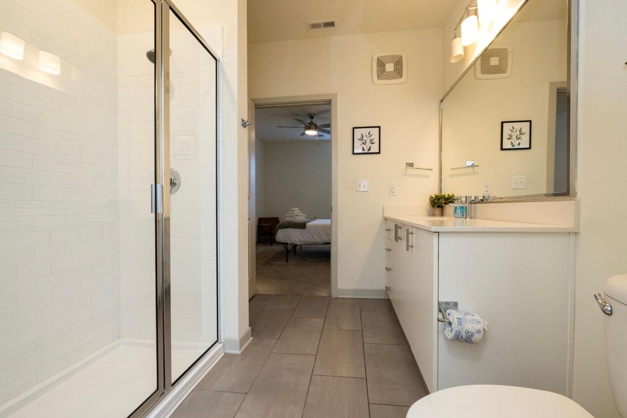 Modern Nulu 2Br Cozysuites 01 Louisville Esterno foto