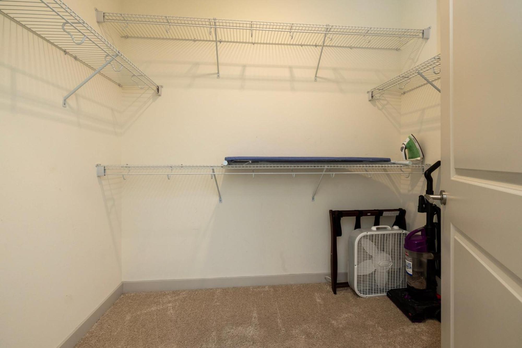 Modern Nulu 2Br Cozysuites 01 Louisville Esterno foto