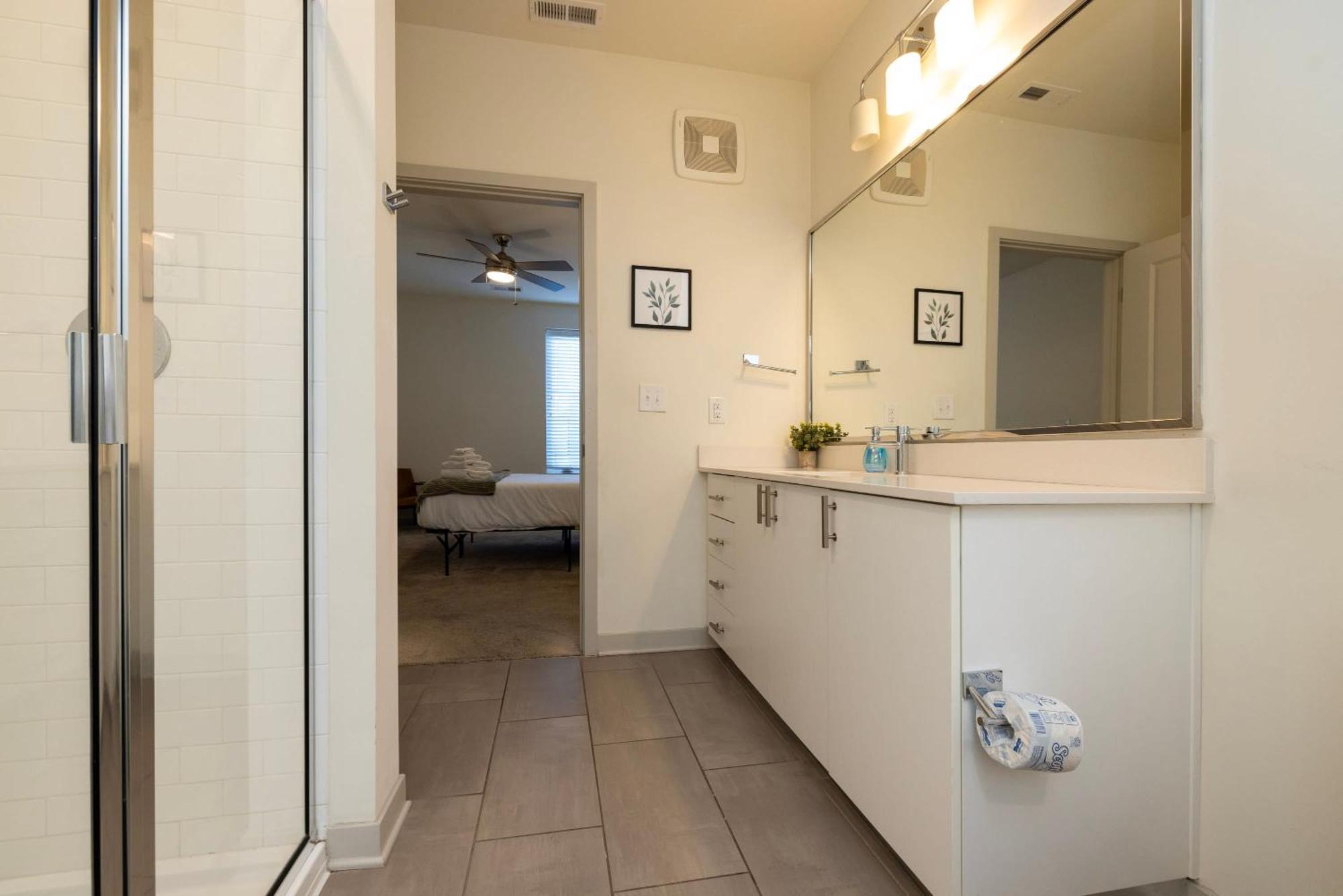 Modern Nulu 2Br Cozysuites 01 Louisville Esterno foto